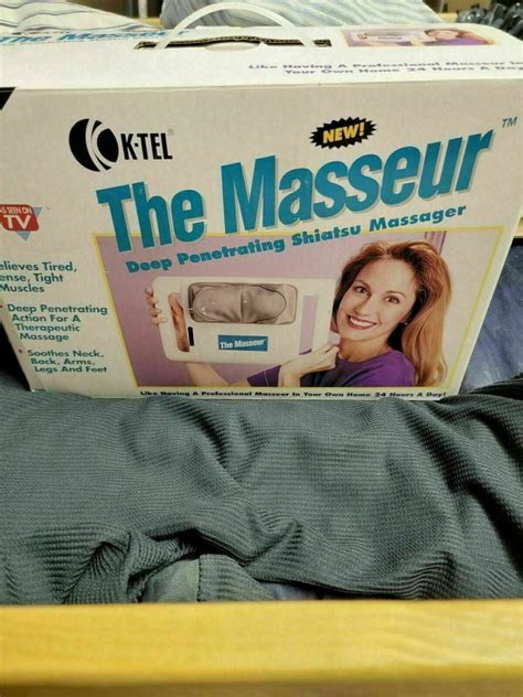 the masseur portable massager.